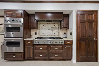 3409 Lakeside Drive, Austin, TX 78723 - Photo 9