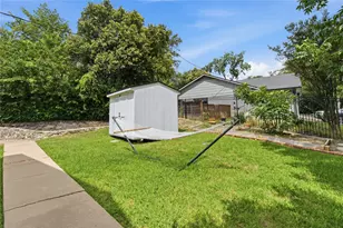 3409 Lakeside Dr, Austin, TX 78723 - Photo 31