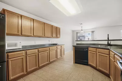 2010 Ashberry Trail, Georgetown, TX 78626 - Photo 5