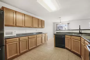 2010 Ashberry Trail, Georgetown, TX 78626 - Photo 5