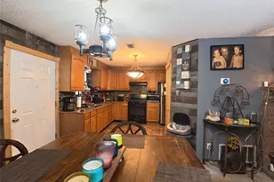 4808 Brook Crest Rd, Austin, TX 78744 - Photo 9