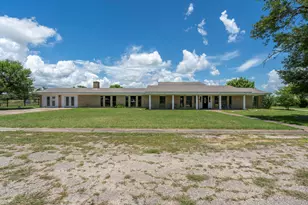 3345 E Austin St, Giddings, TX 78942 - Photo 39