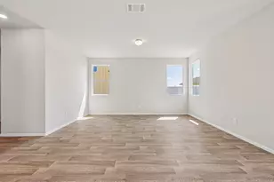 187 Cider Crk Dr, Elgin, TX 78621 - Photo 11