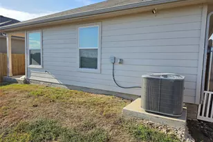 12004 Pyrite Rd, Manor, TX 78653 - Photo 3