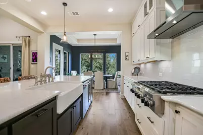 582 Peakside Circle, Dripping Springs, TX 78620 - Photo 15