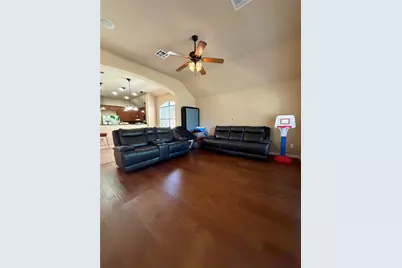 2316 Dovetail Street, Pflugerville, TX 78660 - Photo 7
