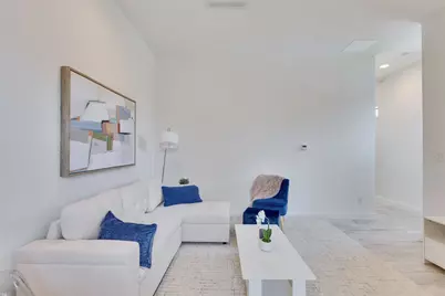 808 E Lydia Street, Austin, TX 78702 - Photo 1