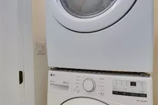 808 E Lydia St, Austin, TX 78702 - Photo 7