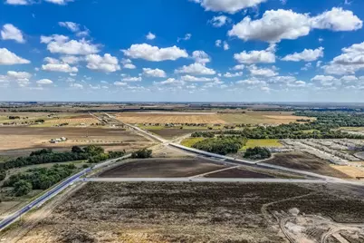 10026 Fm 1660, Hutto, TX 78634 - Photo 11