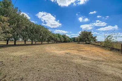 10026 Fm 1660, Hutto, TX 78634 - Photo 17