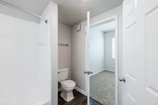 12215 Hunters Chase Dr, Austin, TX 78729 - Photo 15