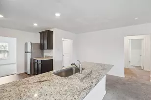 517 Riverdale Dr, Jarrell, TX 76537 - Photo 3