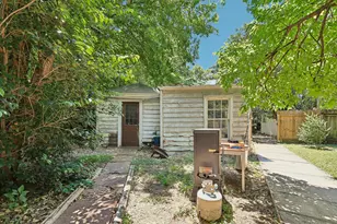 4907 Harmon Ave, Austin, TX 78751 - Photo 21