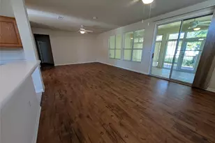 108 Bass St, Georgetown, TX 78633 - Photo 5