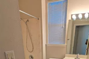 108 Bass St, Georgetown, TX 78633 - Photo 9