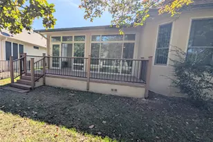 108 Bass St, Georgetown, TX 78633 - Photo 17