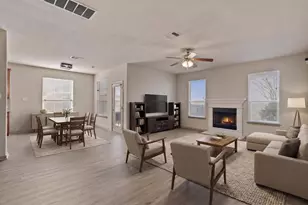 843 Avery Pkwy, New Braunfels, TX 78130 - Photo 5