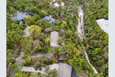 804 Canyon Creek Drive, West Lake Hills, TX 78746 - Photo 15