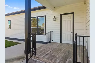 300 E Front Street, Thorndale, TX 76577 - Photo 5