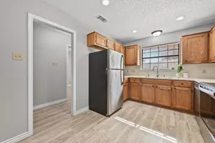 408 Village Ln, Buda, TX 78610 - Photo 11