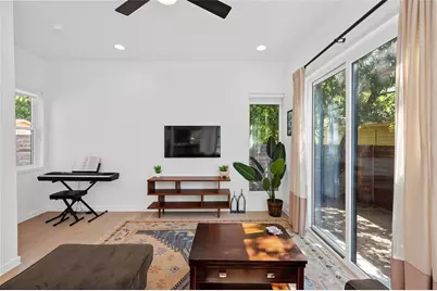 1704 E 32nd Street #B, Austin, TX 78722 - Photo 13