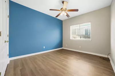 409 E Austin Avenue, Round Rock, TX 78664 - Photo 25