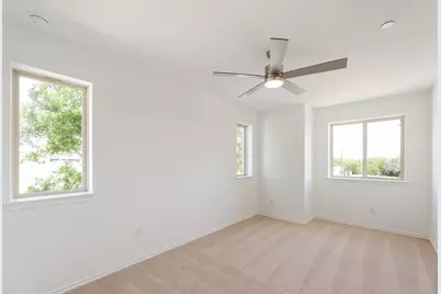100 Tesla Circle, Round Rock, TX 78681 - Photo 9