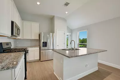 341 Gaida Loop, Georgetown, TX 78628 - Photo 15