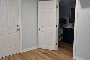 105 N Rhomberg St, Burnet, TX 78611 - Photo 17