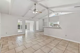 213 Indian Oak Dr, Bastrop, TX 78602 - Photo 3