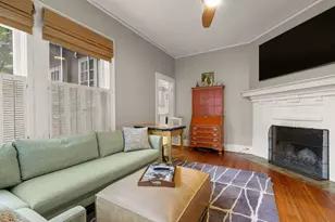 105 Laurel Ln, Austin, TX 78705 - Photo 7