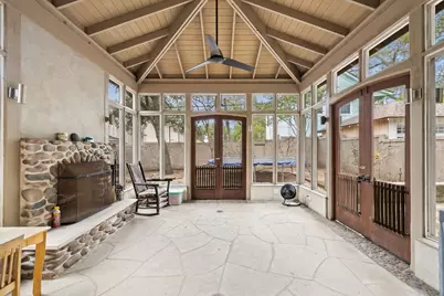 105 Laurel Lane, Austin, TX 78705 - Photo 23