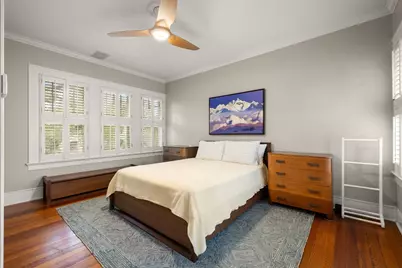 105 Laurel Lane, Austin, TX 78705 - Photo 13