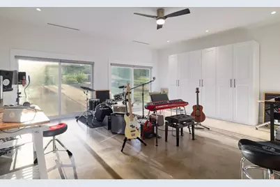 4005 Skillet Cove, Spicewood, TX 78669 - Photo 19