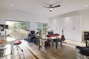 4005 Skillet Cove, Spicewood, TX 78669 - Photo 19