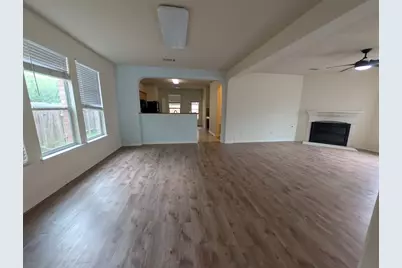 11901 Buzz Schneider Lane, Austin, TX 78748 - Photo 7