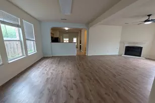 11901 Buzz Schneider Ln, Austin, TX 78748 - Photo 7
