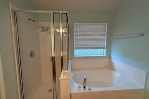 11901 Buzz Schneider Ln, Austin, TX 78748 - Photo 15
