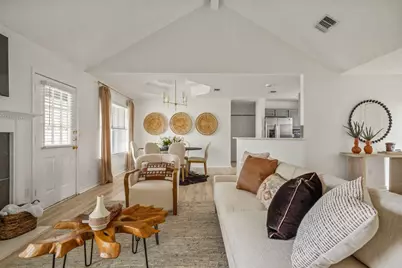 1319 Summerwood Drive, New Braunfels, TX 78130 - Photo 7