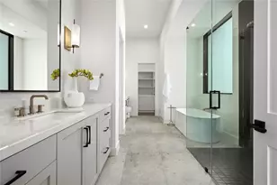 3629 Peregrine Falcon Dr, Austin, TX 78746 - Photo 21