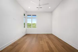 3629 Peregrine Falcon Dr, Austin, TX 78746 - Photo 35