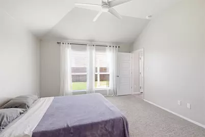 269 Gaida Loop, Georgetown, TX 78628 - Photo 5
