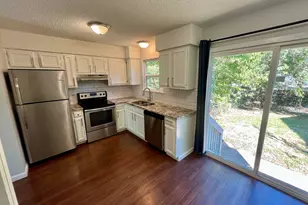 122 Hillside Dr, Elgin, TX 78621 - Photo 1