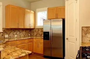 304 Zennia St, Austin, TX 78751 - Photo 7