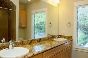 304 Zennia St, Austin, TX 78751 - Photo 13