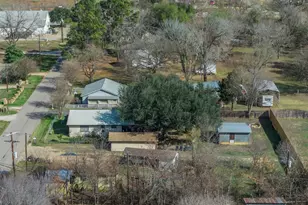 213 Cherry Dr, Lexington, TX 78947 - Photo 29