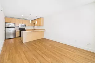 711 W 32nd St, Austin, TX 78705 - Photo 15