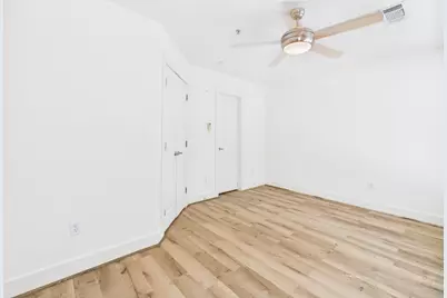 711 W 32nd Street #119, Austin, TX 78705 - Photo 21