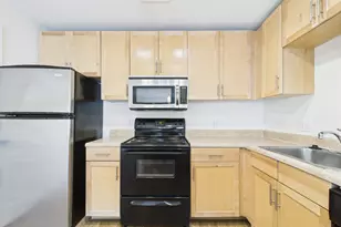 711 W 32nd St, Austin, TX 78705 - Photo 7