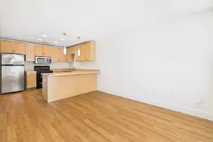 711 W 32nd St, Austin, TX 78705 - Photo 13